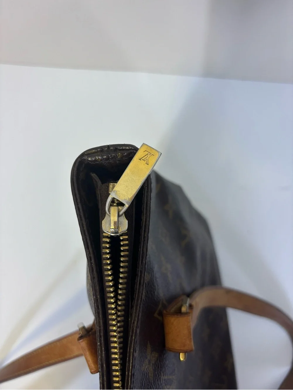 Louis Vuitton authentic louis